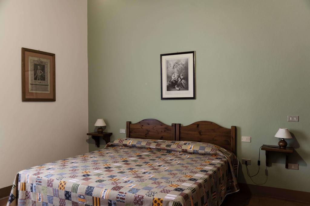 Tenuta Di Colle Alberti Agriturismo Villa Cerreto Guidi Szoba fotó