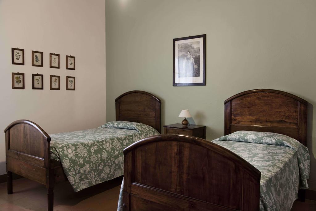Tenuta Di Colle Alberti Agriturismo Villa Cerreto Guidi Szoba fotó
