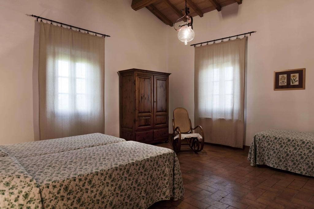 Tenuta Di Colle Alberti Agriturismo Villa Cerreto Guidi Szoba fotó