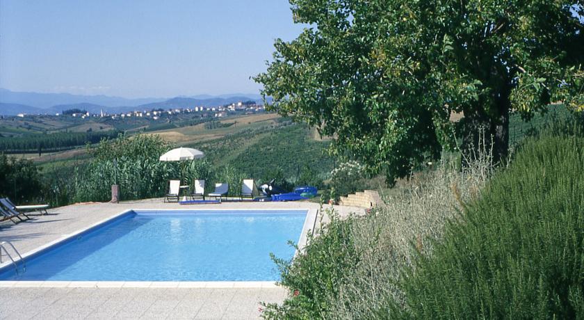 Tenuta Di Colle Alberti Agriturismo Villa Cerreto Guidi Kültér fotó