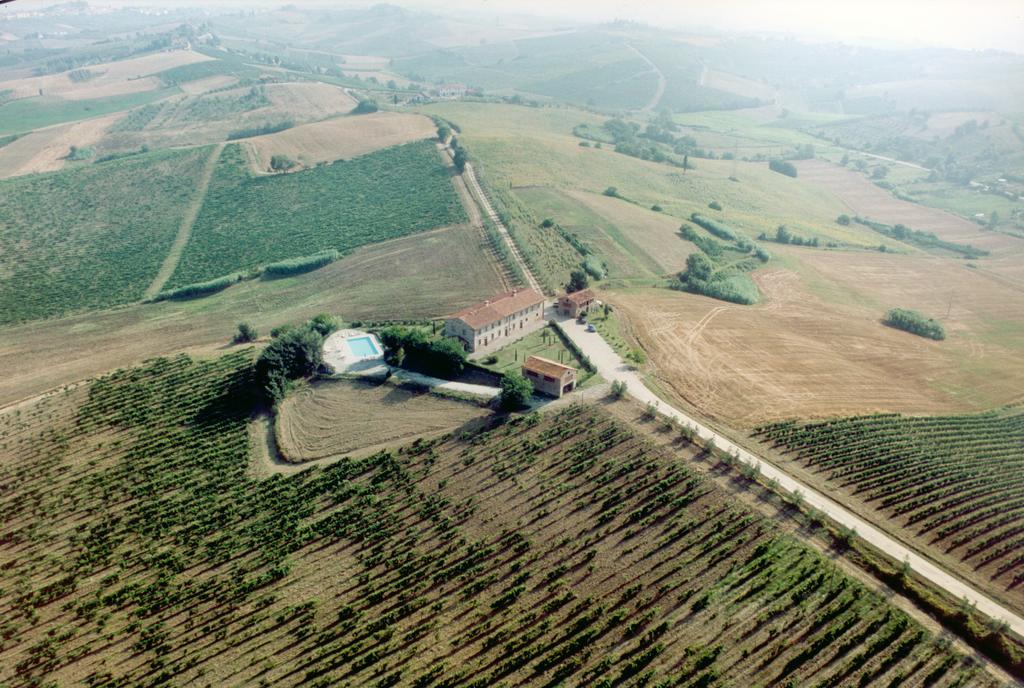 Tenuta Di Colle Alberti Agriturismo Villa Cerreto Guidi Kültér fotó